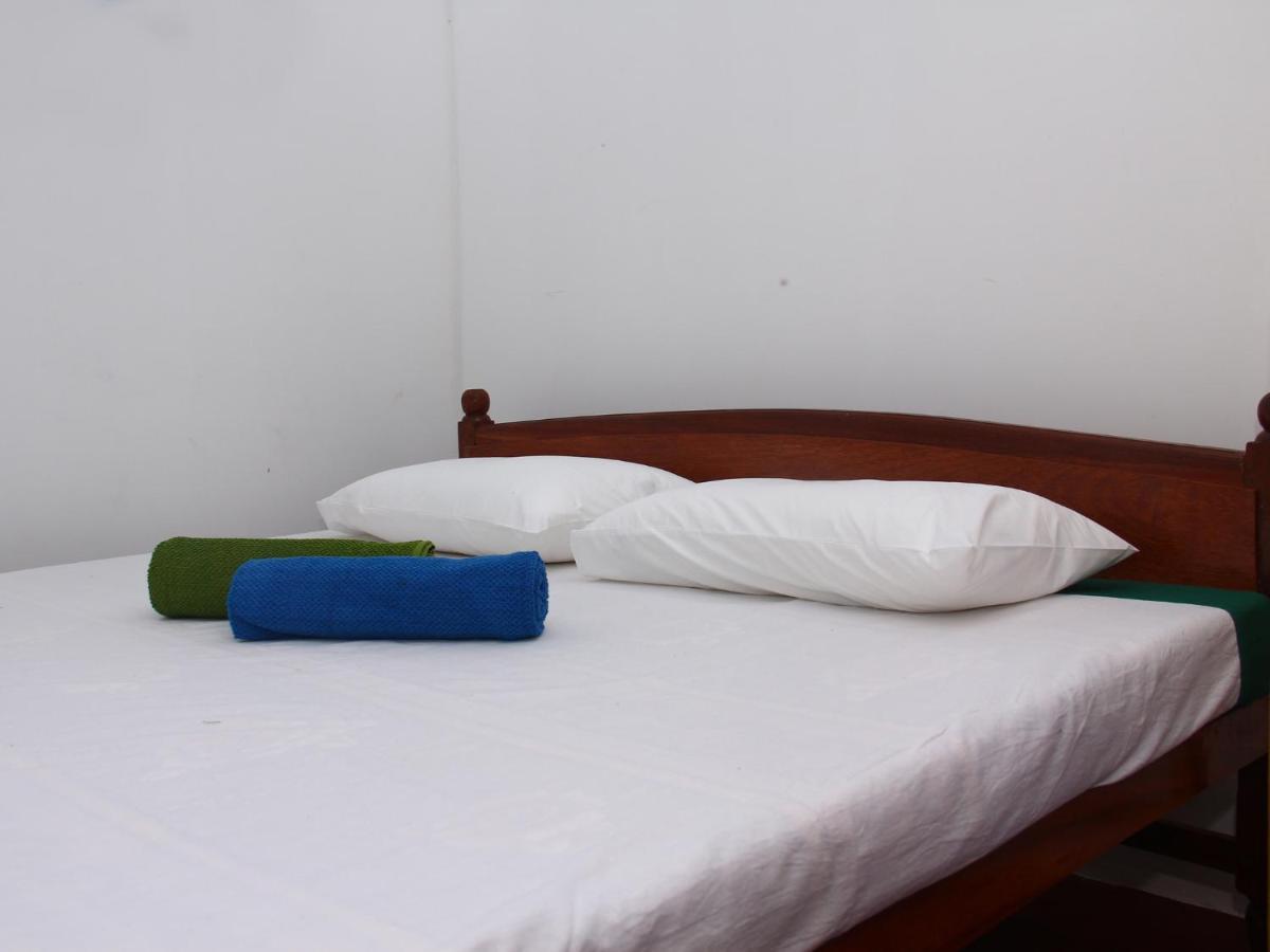 Sun Bird Eco Guest Mirissa Hotel Room photo